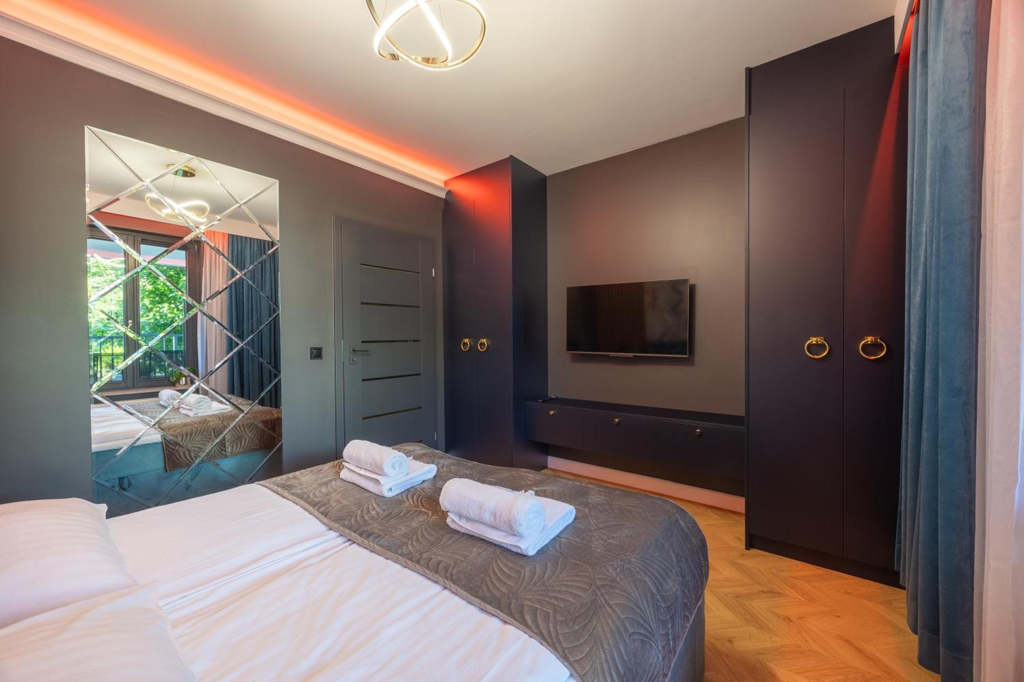 Golden Park Aparthotel Estetino Exterior foto